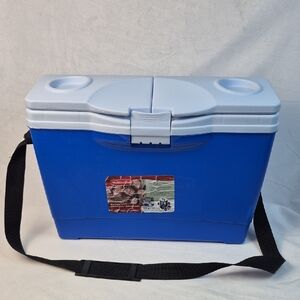Rubbermaid Blue Slim Cooler 13QT/12.5L Blue With Split Lid - Used